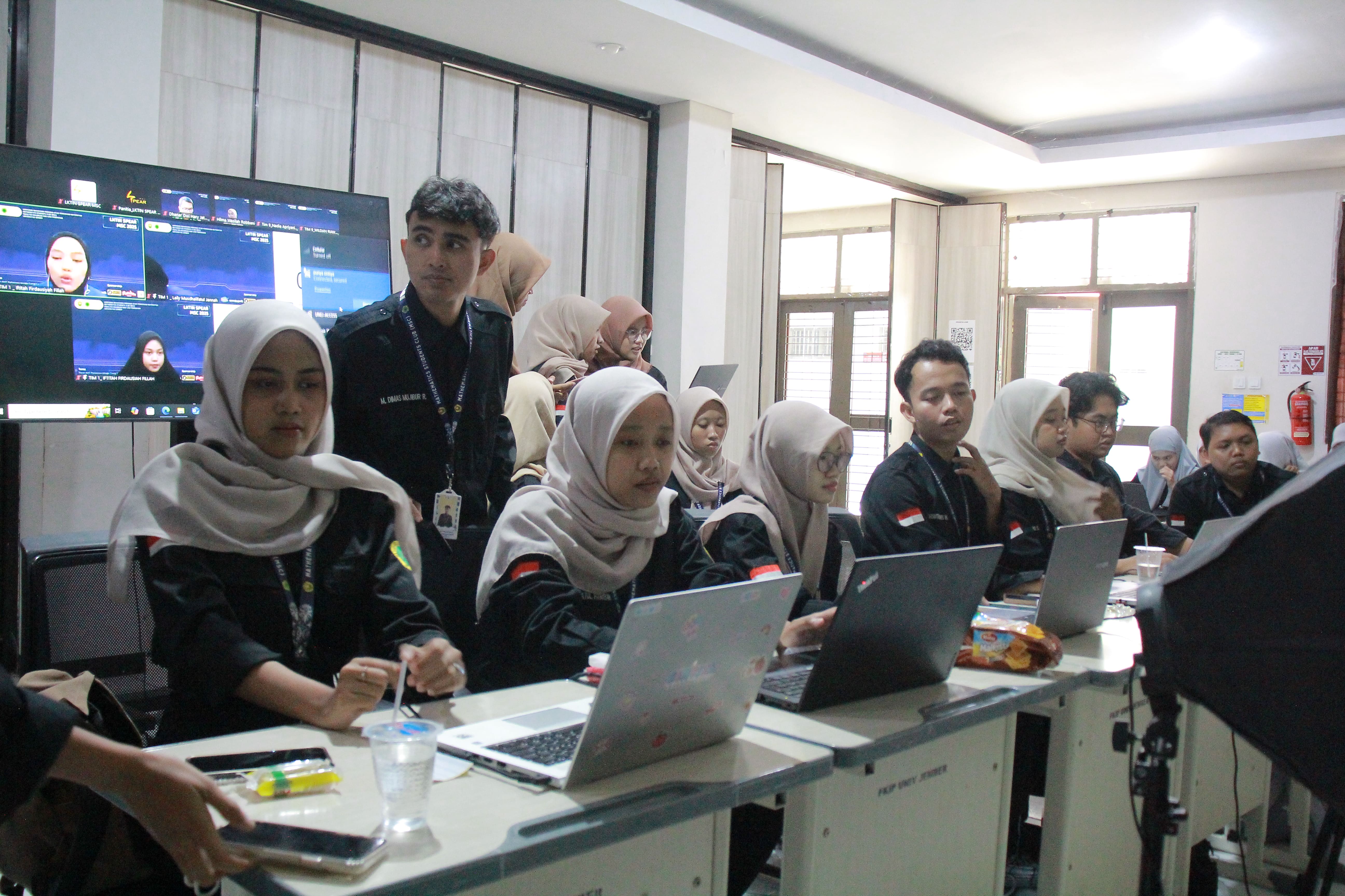 Panitia